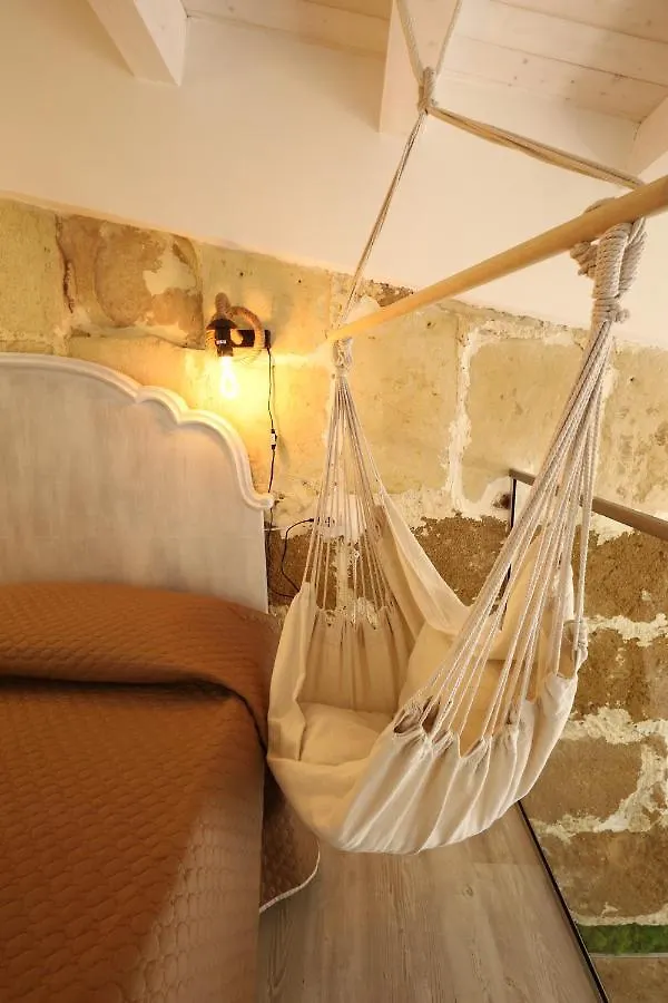 La Maison Avola Italy