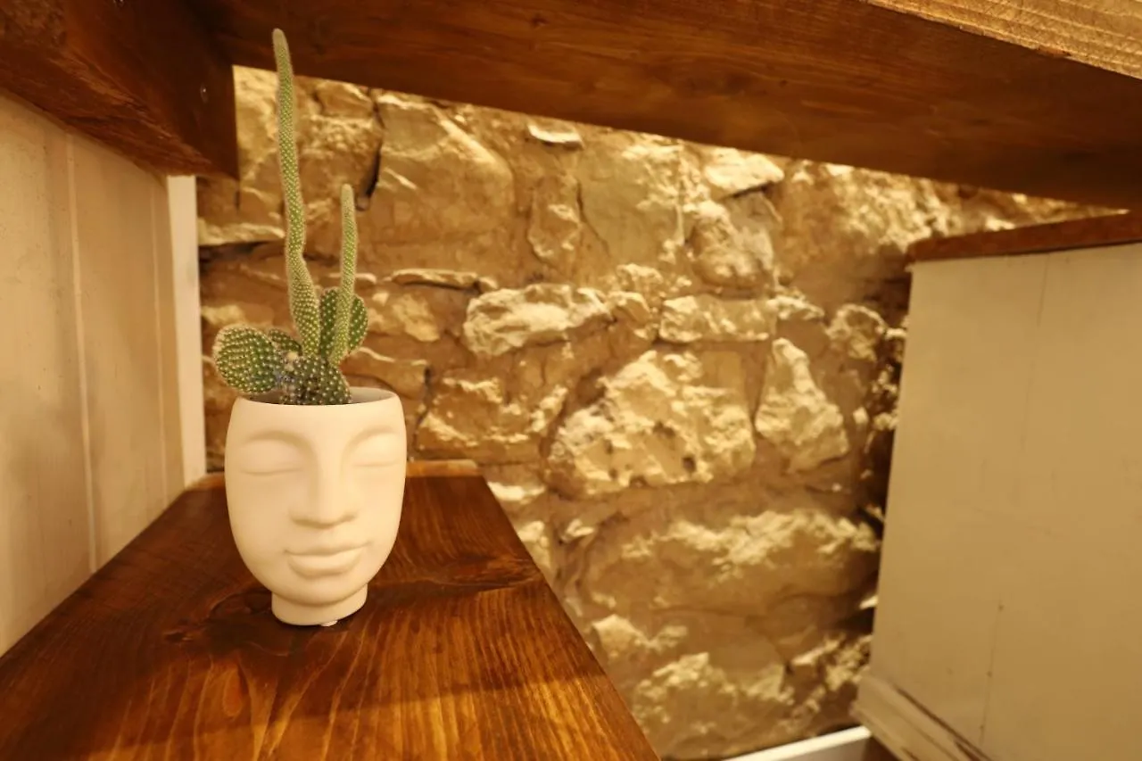 Holiday home La Maison Avola
