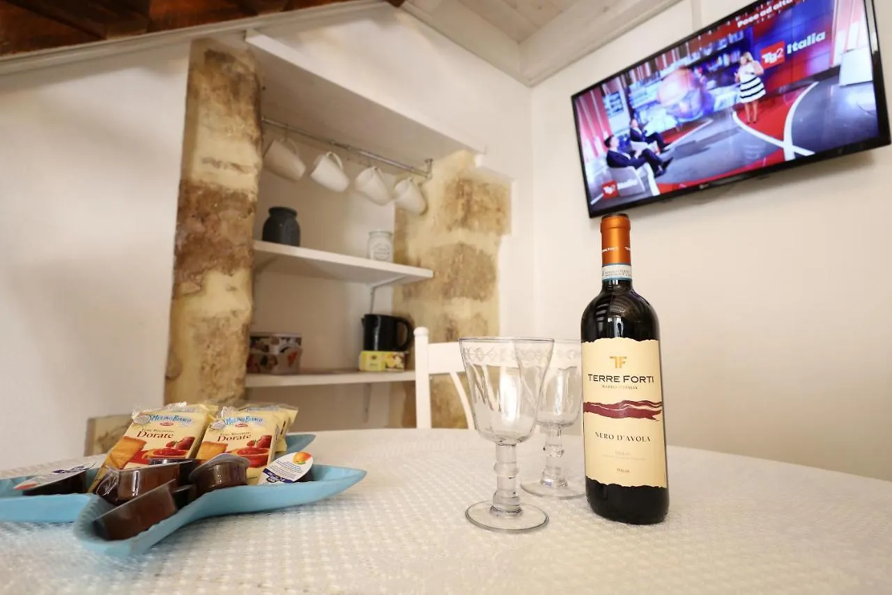 Holiday home La Maison Avola Italy