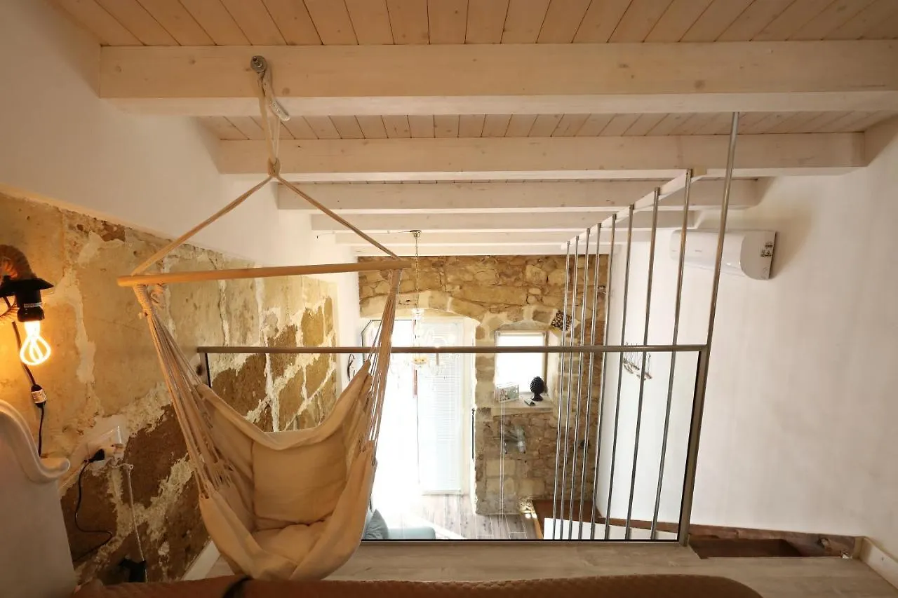 Holiday home La Maison Avola Italy